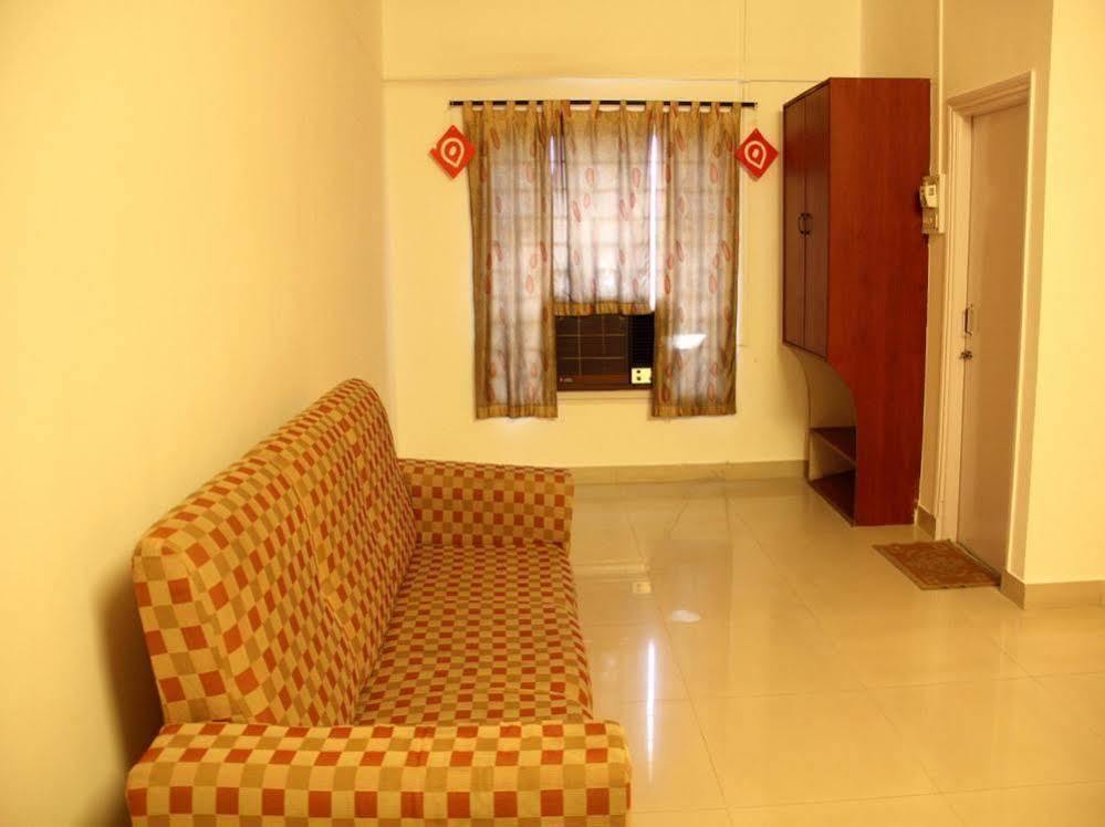 Hotel Oyo Katraj 3*